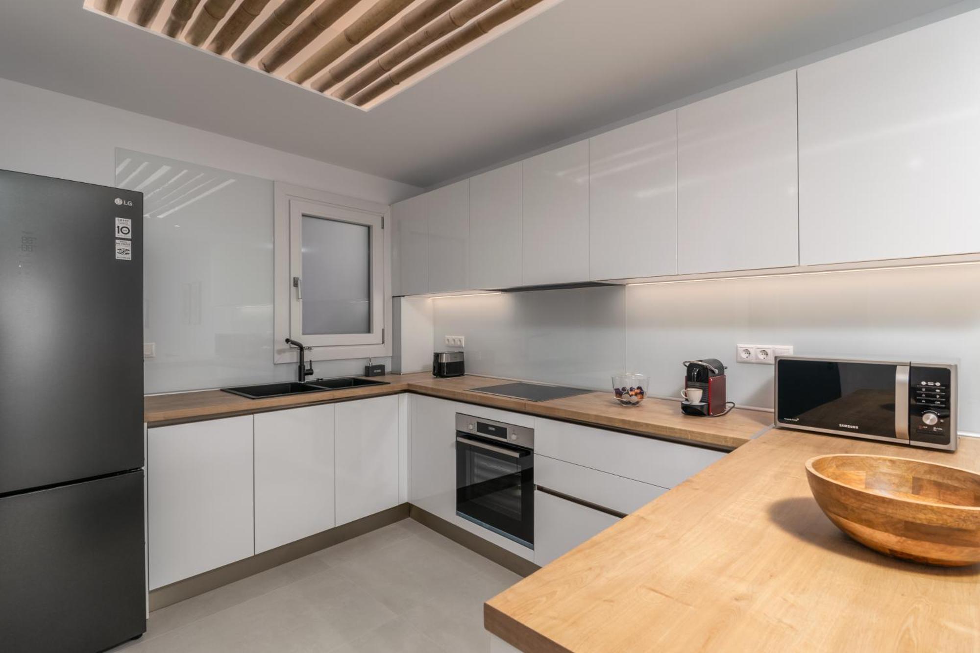 Vitalis Residences - Haven Suites Adamantas  Exterior photo